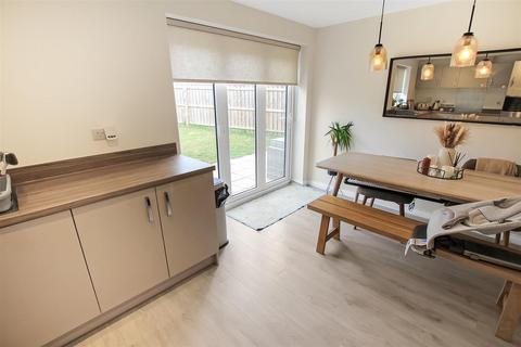 4 bedroom detached house for sale, Spindleberry Way, School Aycliffe