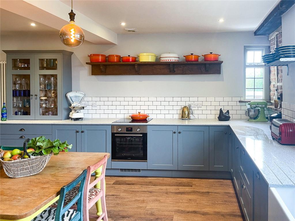 Kitchen/Breakfast Rm