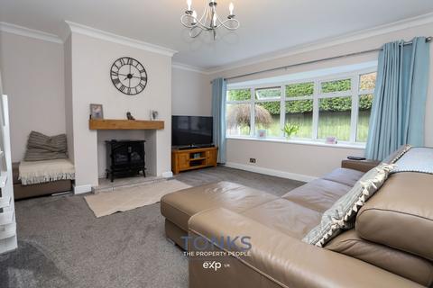 10 Collins Close, Quinton, Birmingham, B32 1BN
