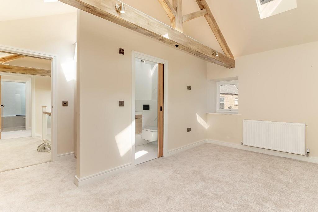Bedroom 2.jpg