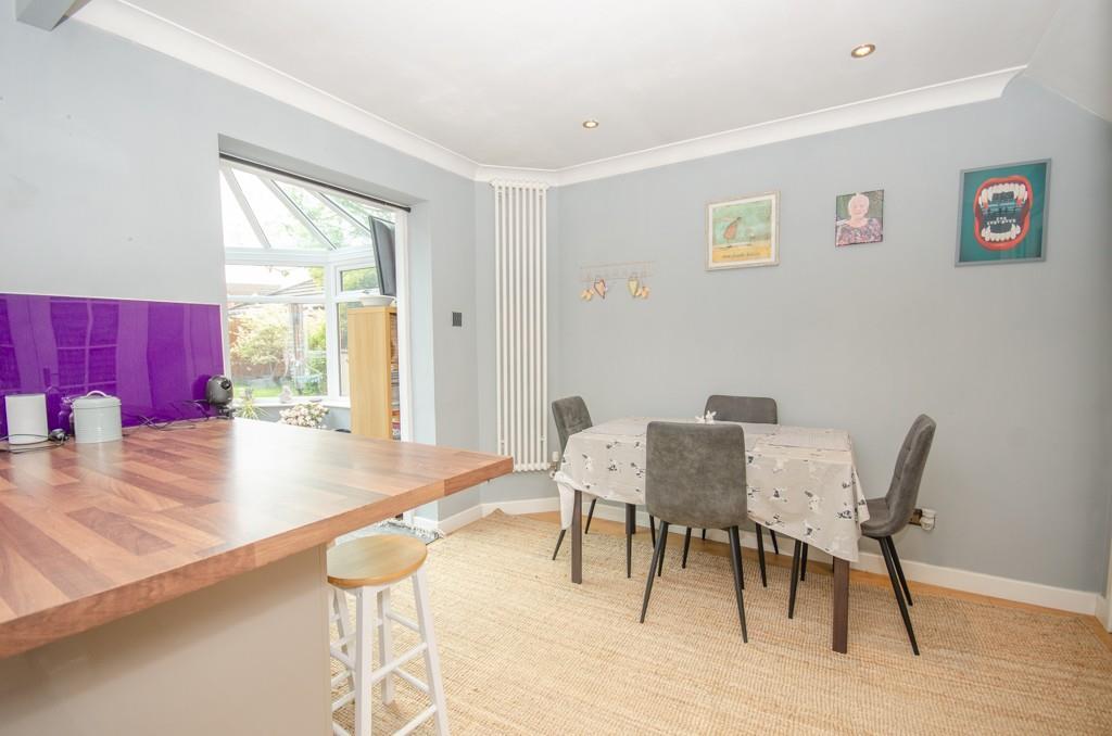 Dining area.jpg