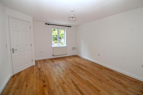 20 Maple Fields, Seaford, BN25 3ER