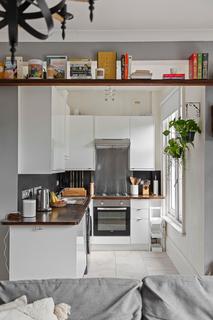14b Gatestone Road, London, SE19 3AT