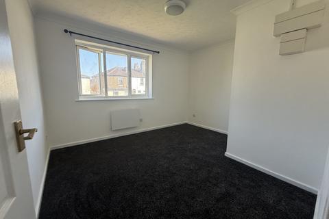 2 bedroom flat to rent, Chatham, ME4