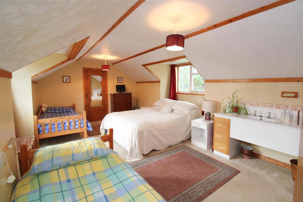 BEDROOM ONE-2.jpg