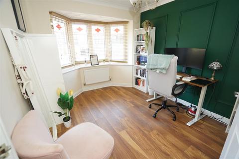 8 Butterwick Fields, Horwich, Bolton, BL6 5GZ