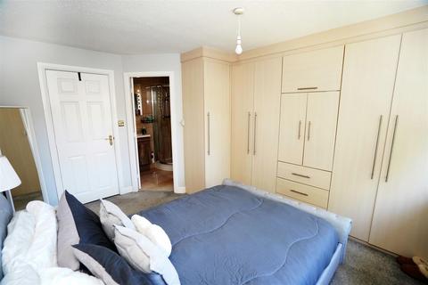 8 Butterwick Fields, Horwich, Bolton, BL6 5GZ