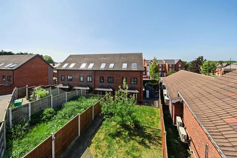 4 bedroom townhouse for sale, Bulwell Lane, Nottingham, NG6