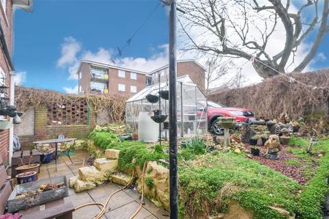 3 bedroom end of terrace house for sale, Wellington Street, Felling, Gateshead, NE10