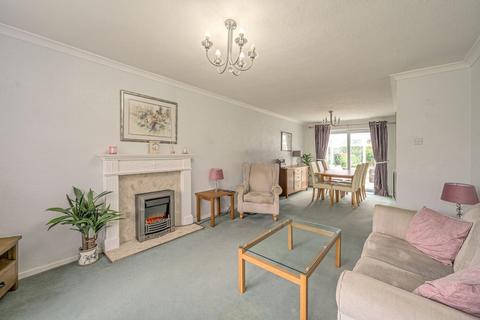 undefined, Avington Close, Sedgley