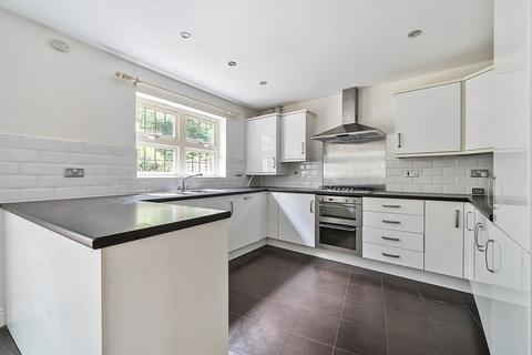 4 Royal Crescent, Winchester, SO22 5GR