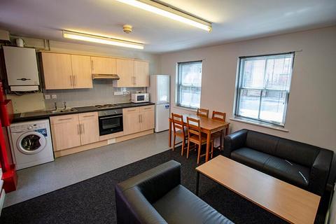 4 bedroom ground floor flat to rent, 226a North Sherwood Street, Nottingham NG1