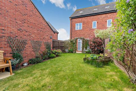 11 Aris Close, Uppingham, Oakham, LE15 9FD