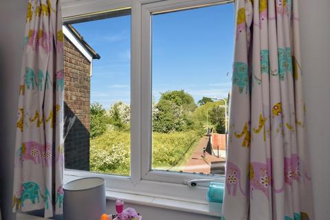 14 Carmania Close, Shoeburyness, Southend-on-sea, SS3 9YZ