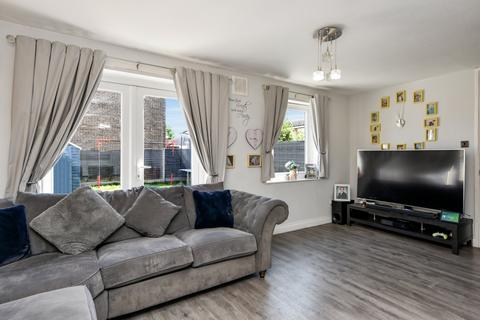 14 Carmania Close, Shoeburyness, Southend-on-sea, SS3 9YZ