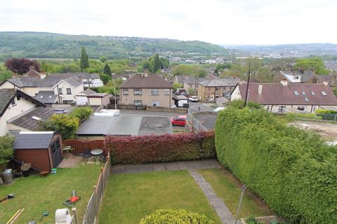 4 bedroom semi-detached house for sale, Southfield Avenue, Riddlesden, Keighley, BD20