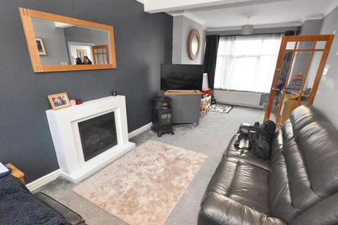 3 bedroom end of terrace house for sale, Cardington Avenue, Birmingham B42