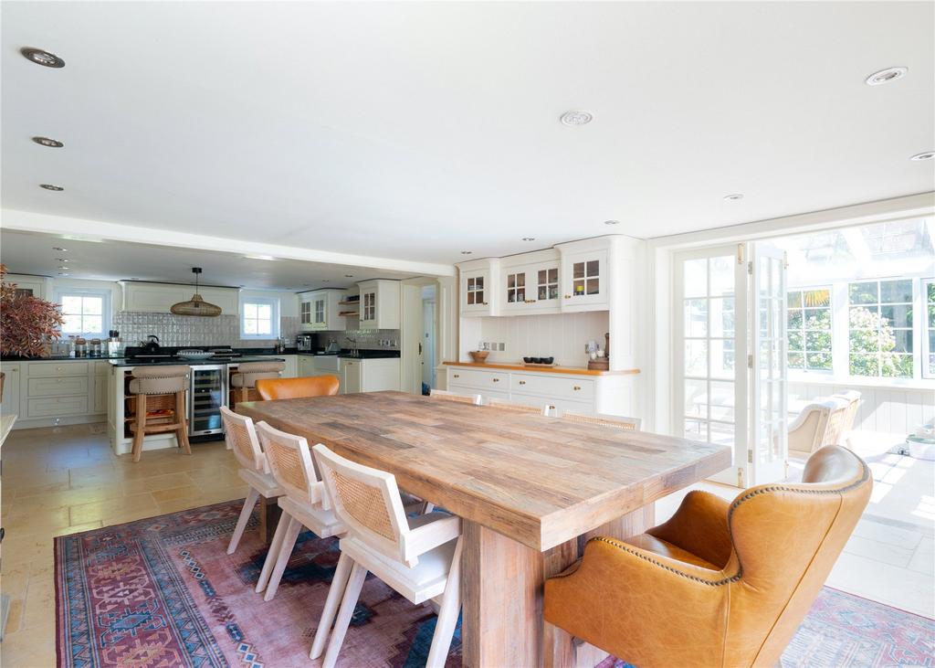 Kitchen / Breakfast