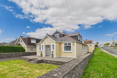 West End Avenue, Porthcawl CF36