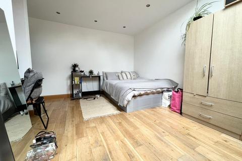 4 bedroom house to rent, Tavistock Mews, Holloway, N19