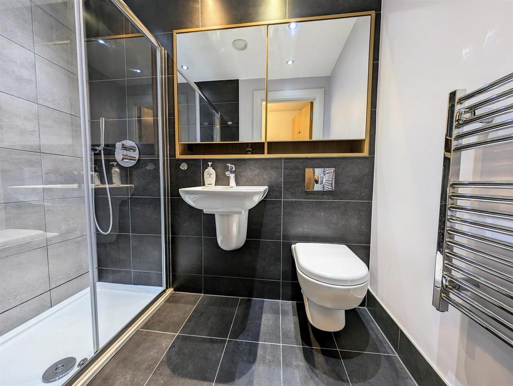 Ensuite.jpg