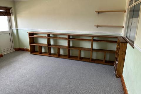 2 bedroom flat to rent, Ellenborough Road, Sidcup DA14
