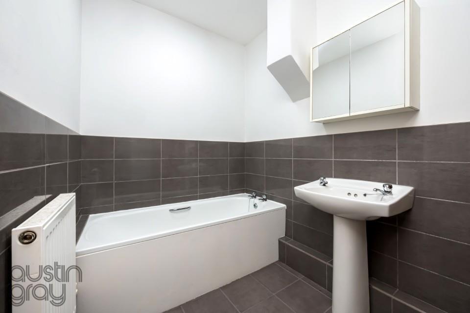 Newtown Road, 21-011 (Custom).jpg