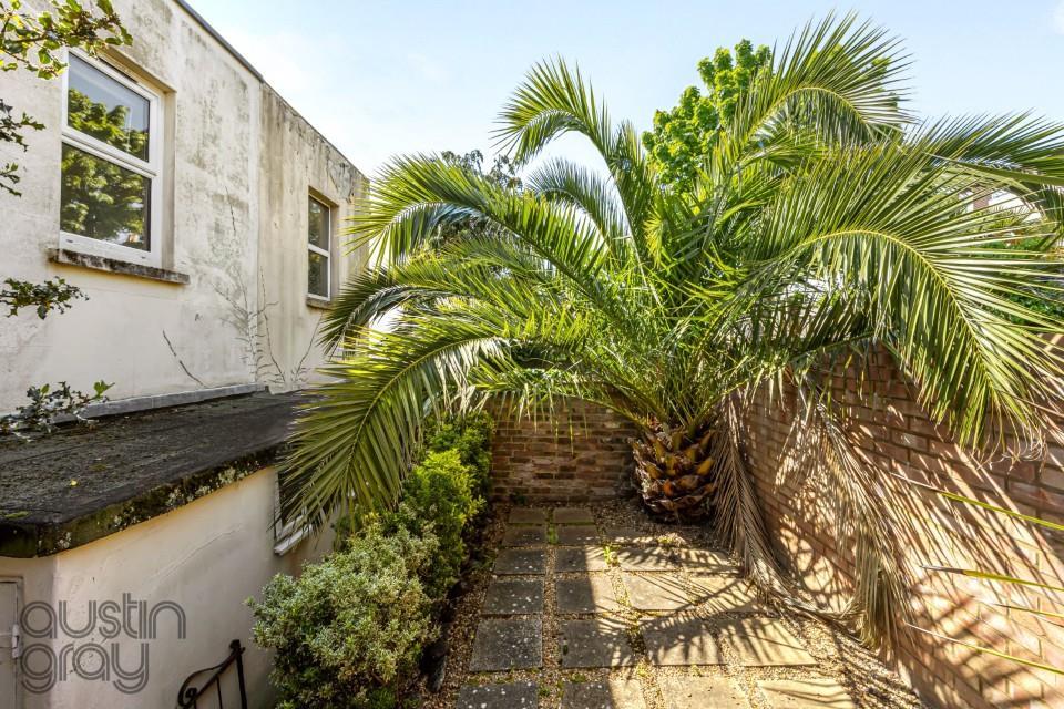 Newtown Road, 21-019 (Custom).jpg