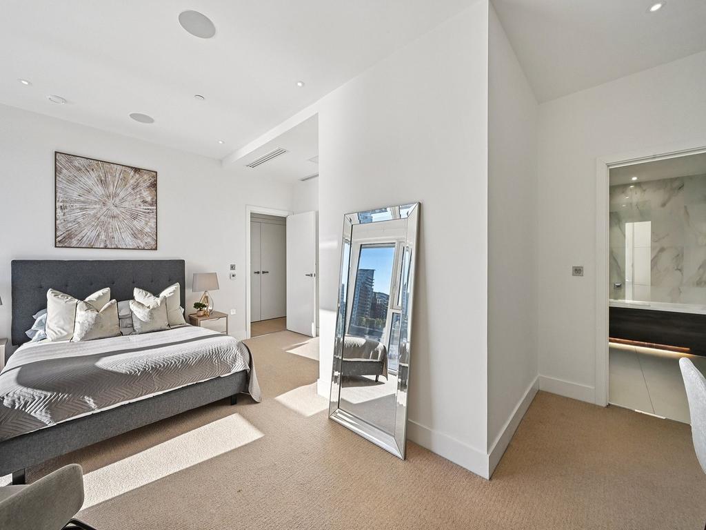 Westbourne Apartment