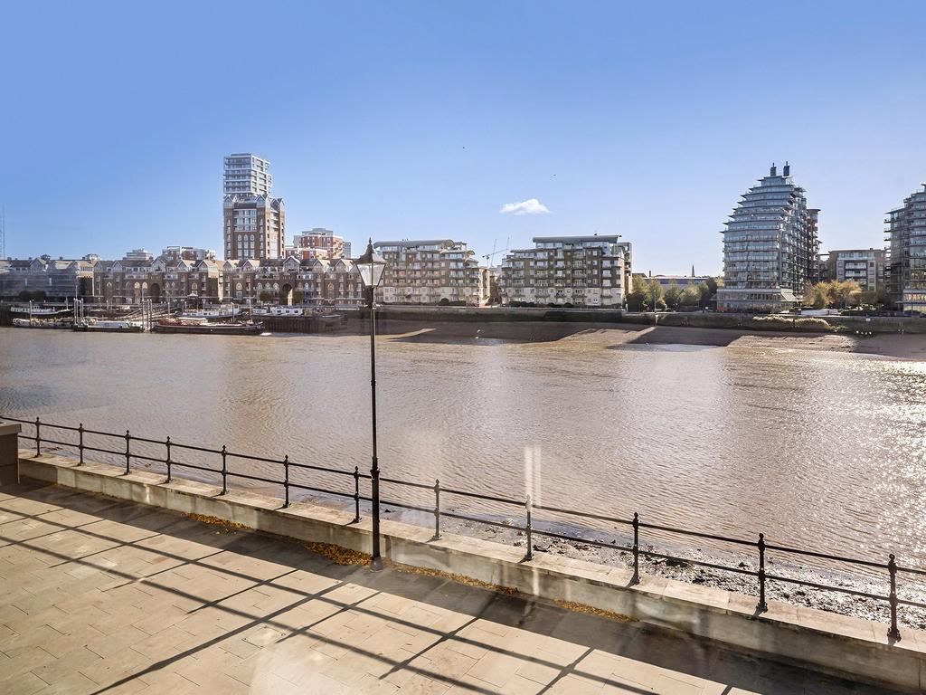Westbourne Apartment