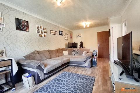 29 Squires Gate, Gunthorpe, Peterborough, PE4 7BT