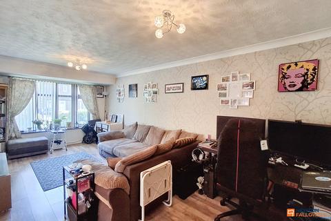 29 Squires Gate, Gunthorpe, Peterborough, PE4 7BT