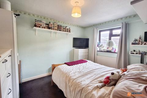 29 Squires Gate, Gunthorpe, Peterborough, PE4 7BT