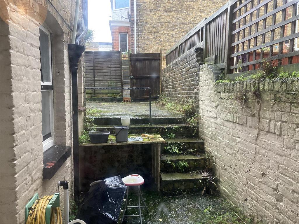14 westbrook garden.JPG