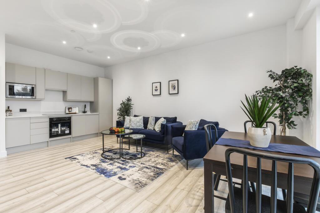 20 Brand New 1 and 2 bedroom Apartments Register