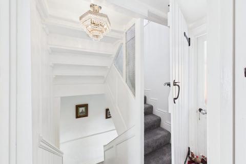 3 bedroom cottage for sale, George House, 10a Grape Lane