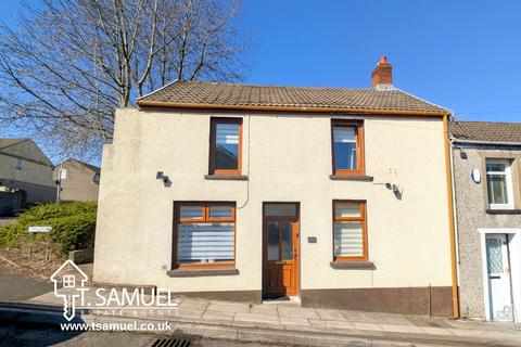 3 bedroom end of terrace house for sale, Lower Station Street, Aberaman, Aberdare