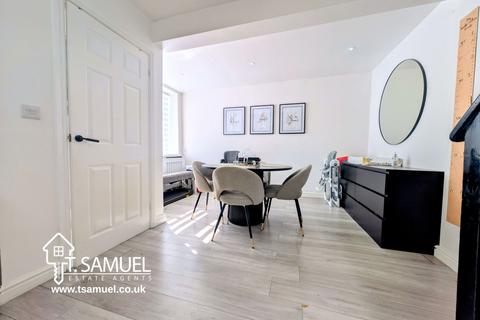 3 bedroom end of terrace house for sale, Lower Station Street, Aberaman, Aberdare