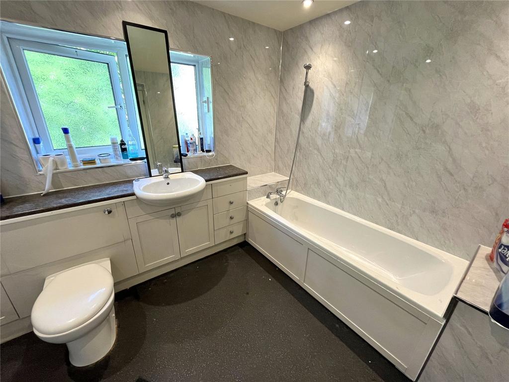 Upstairs Bathroom