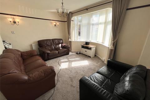 5 bedroom detached house to rent, Raven Road, Altrincham WA15