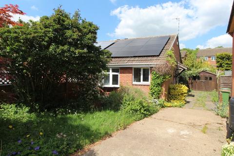 2 bedroom semi-detached bungalow for sale, Nursery Hollow, Leicester LE2