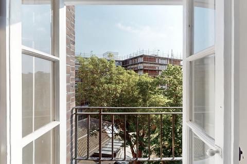 1 bedroom apartment for sale, Neville Court, Abbey Road, London, NW8