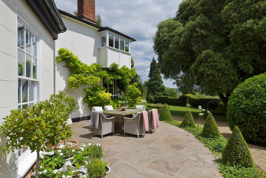 Kitchen Terrace