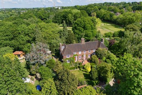 4 bedroom house for sale, Bunkers Hill, Hampstead Garden Suburb, NW11