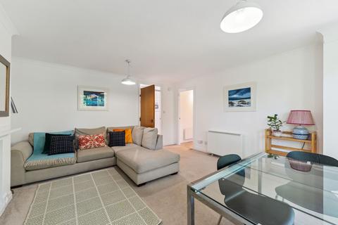 Flat 1, 46 Addison Road, Glasgow, G12 0TT