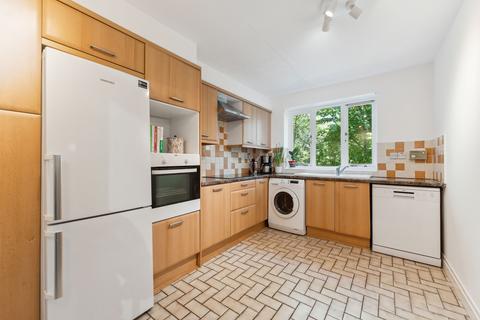 Flat 1, 46 Addison Road, Glasgow, G12 0TT