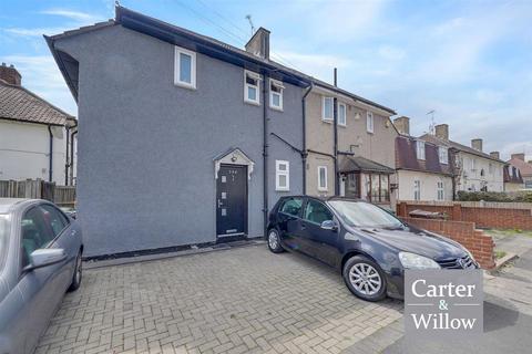2 bedroom semi-detached house for sale, Lindisfarne Road, Dagenham, Essex
