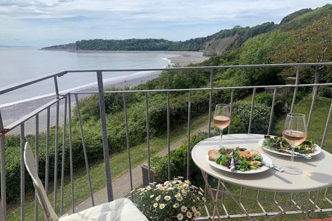 1 bedroom flat for sale, Maes-y-coed, Barry, The Vale Of Glamorgan. CF62 6TA