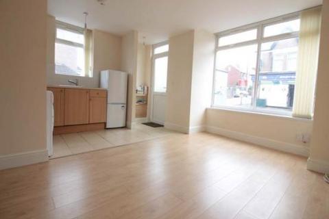 1 bedroom flat to rent, Caerleon Road, Newport NP19