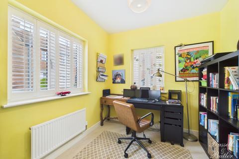 4 bedroom detached house for sale, Spindle Mews, Buckingham, MK18